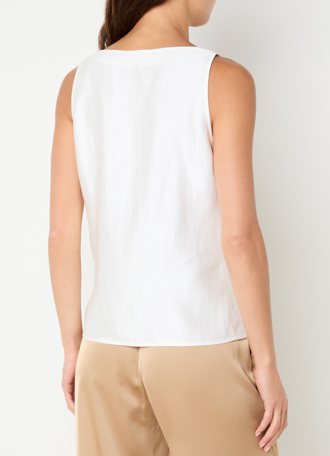 NIKKIE Relizane top met metallic finish - achterkant wit