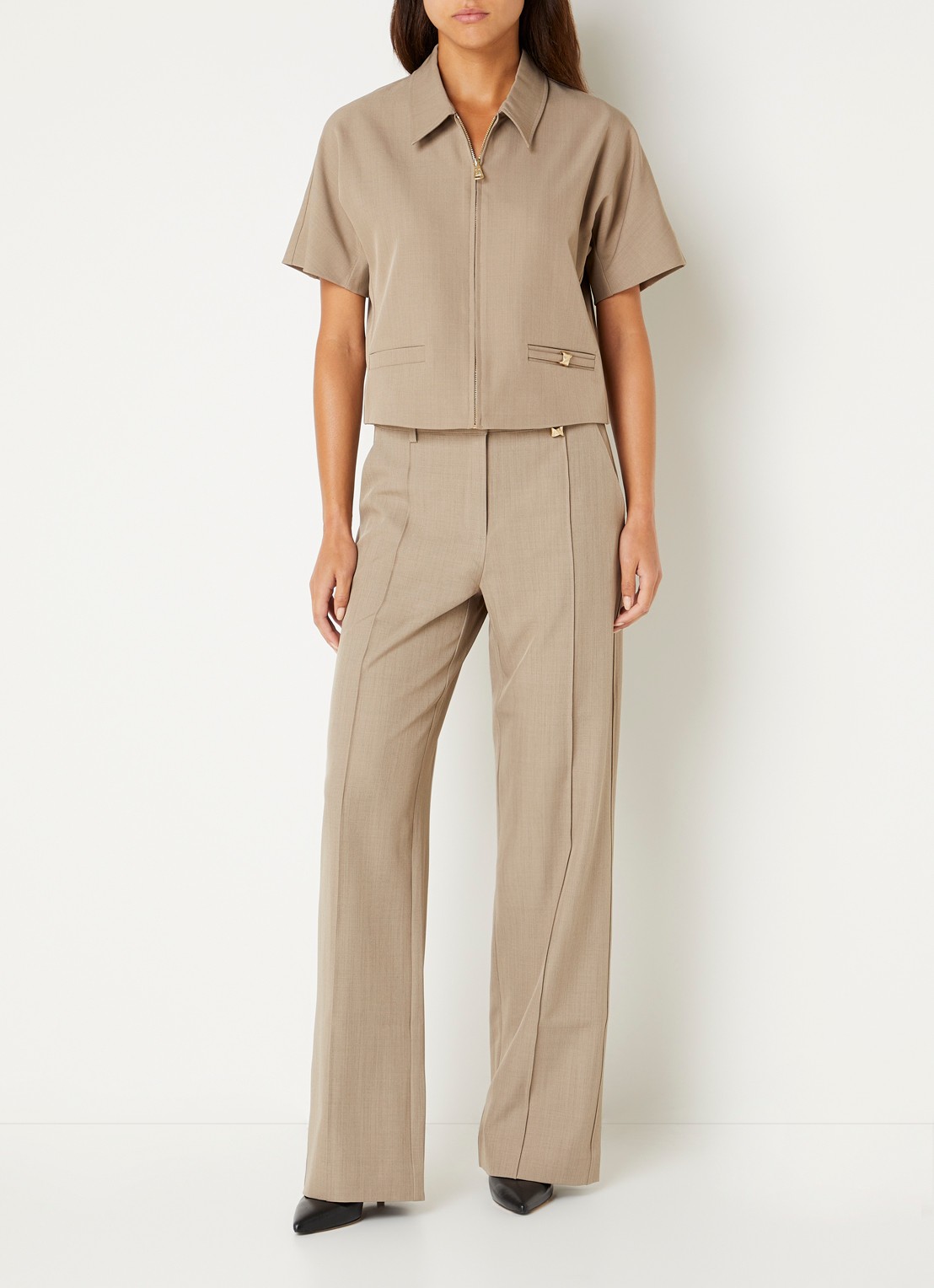NIKKIE Reno cropped blouse - voorkant 4 zand