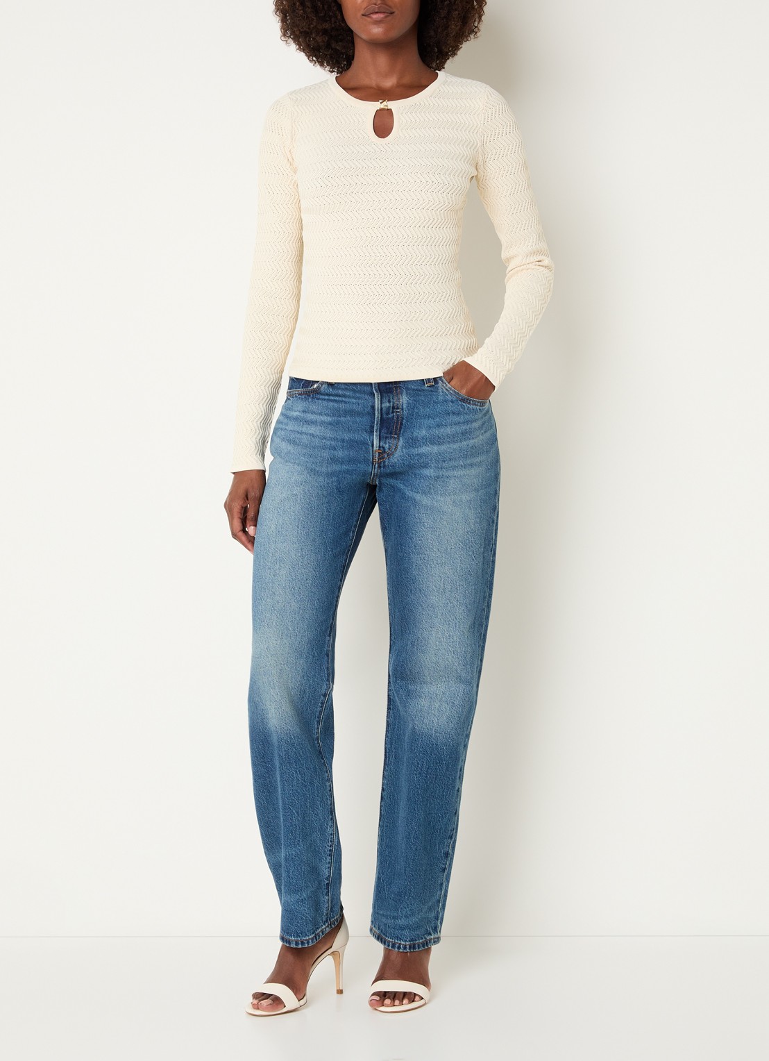 NIKKIE Riom top met structuur - voorkant 4 creme