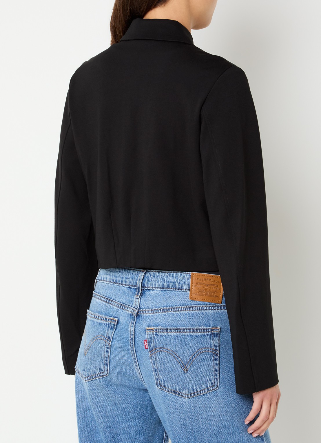 NIKKIE Rivello cropped jack met steekzakken - achterkant 4 zwart