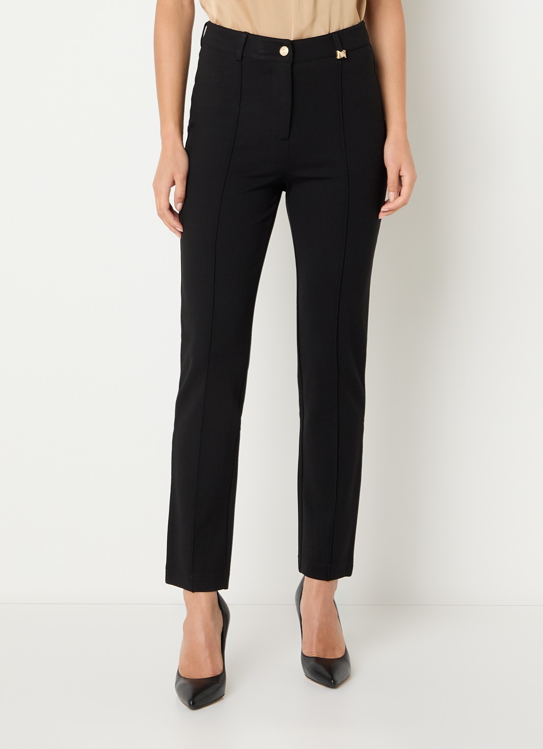 NIKKIE Rivello high waist slim fit pantalon van jersey met siernaad  - detail 3 zwart