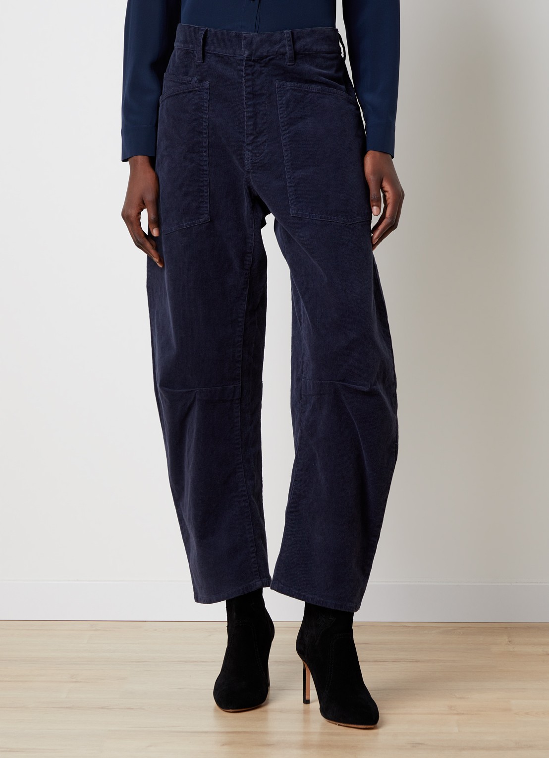 Nili Lotan Shon mid waist balloon fit broek met opgestikte zakken - detail 2 blauw