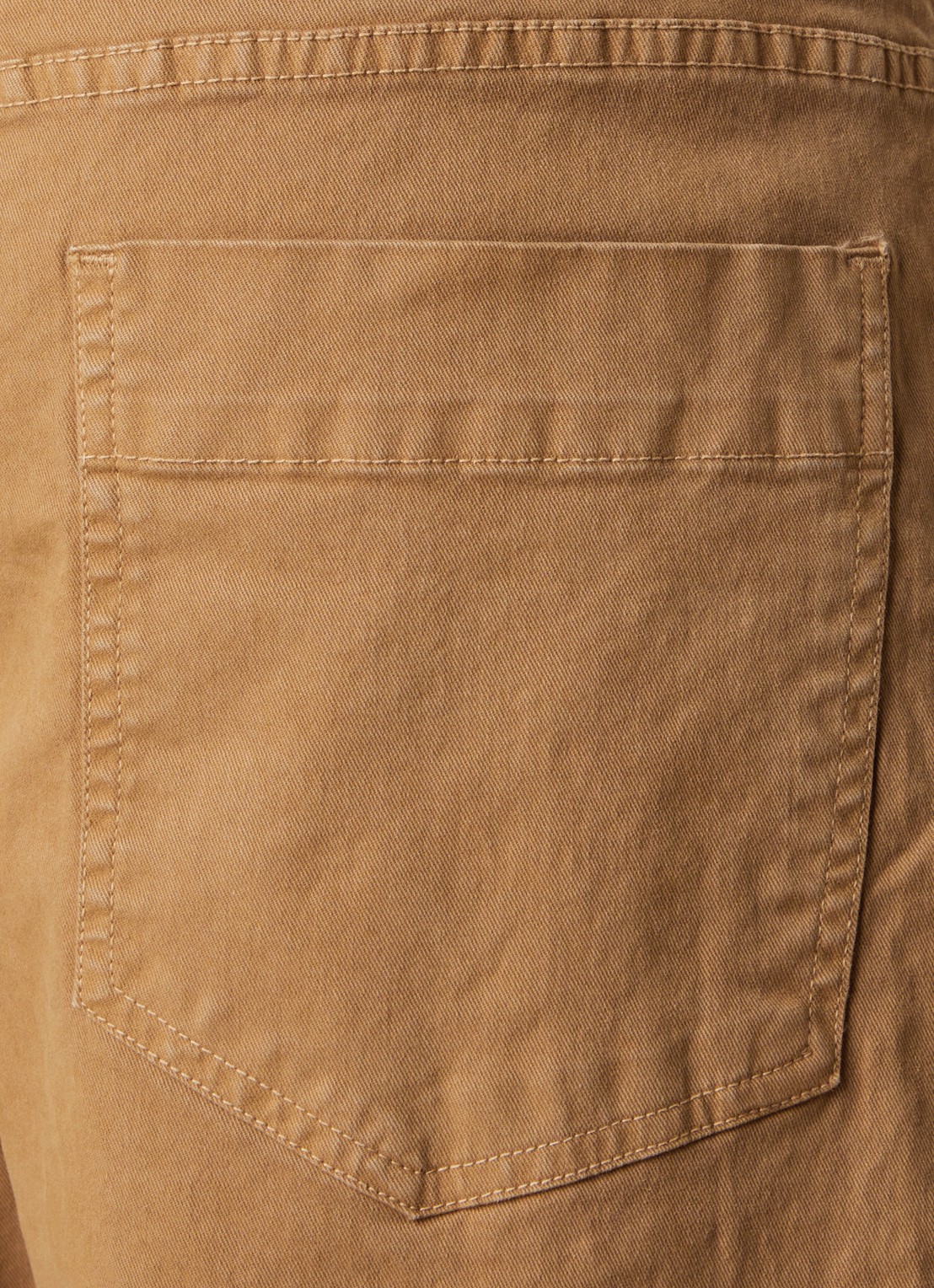 Nili Lotan Tribeca mid waist tapered fit chino met steekzakken - detail 2 camel