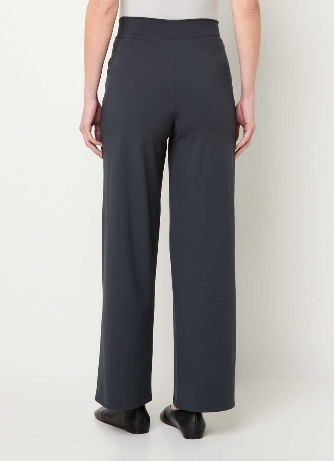 Ninepine Asana high waist straight fit broek met ritszakken - achterkant donkergrijs