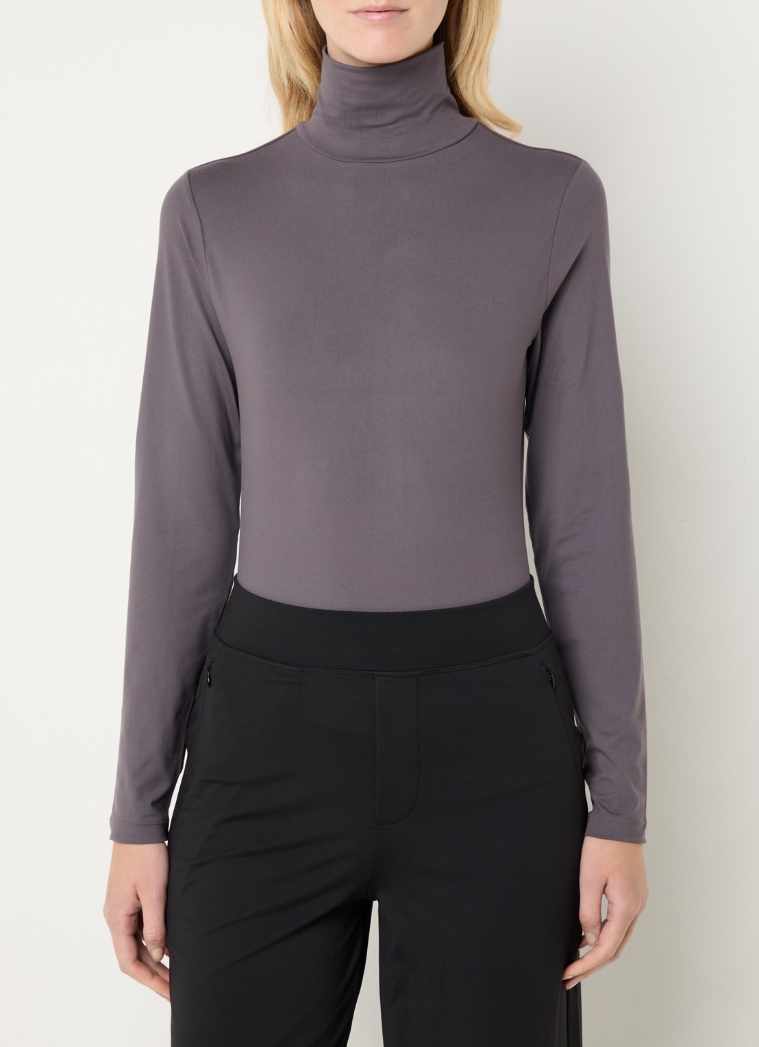 Ninepine Top van jersey met col - detail 4 taupe