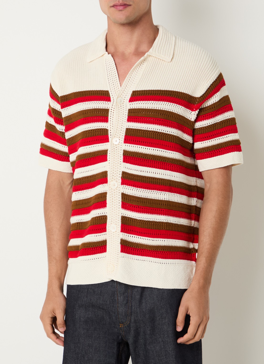 NN.07 Lars grofgebreid vest met structuur - detail ivoor