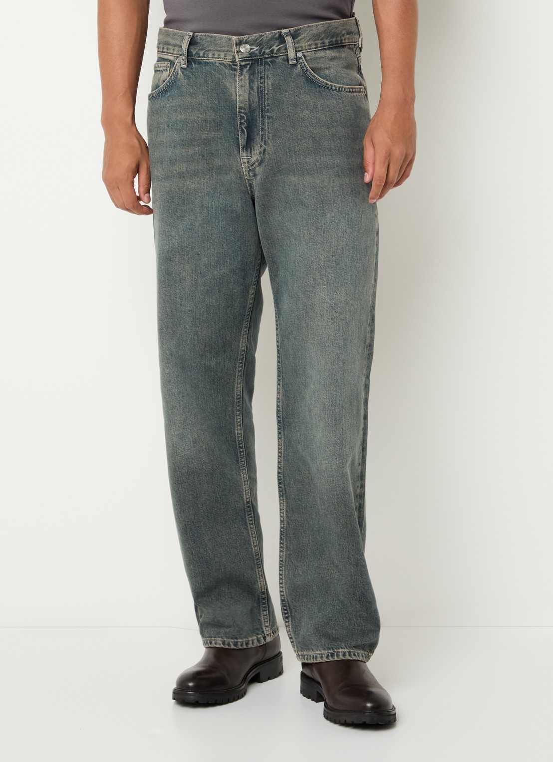 NN.07 Otis straight leg jeans met medium wassing - detail indigo