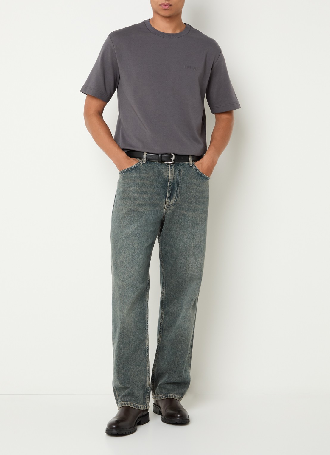 NN.07 Otis straight leg jeans met medium wassing - voorkant 4 indigo