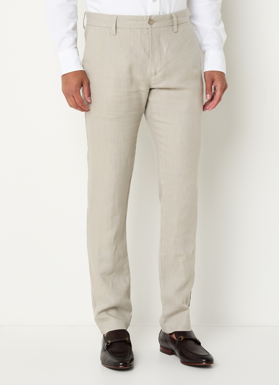 NN.07 Theo slim fit broek van linnen met steekzakken - detail 2 donkerbeige