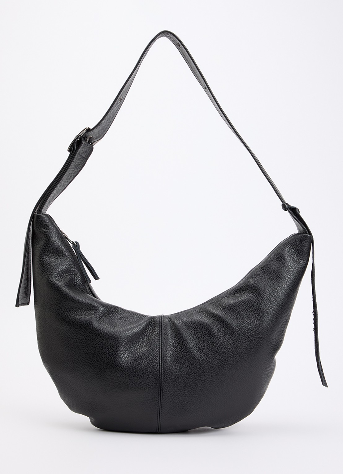 Nona Banana XL crossbodytas van leer met verstelbare schouderriem - voorkant zwart
