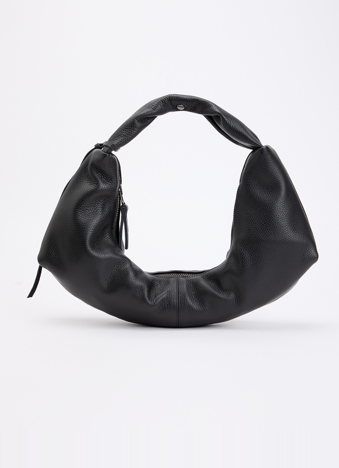 Nona Slouchy schoudertas van leer - voorkant 4 zwart
