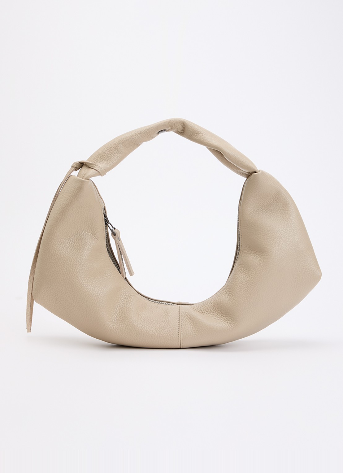 Nona Slouchy schoudertas van leer - voorkant beige