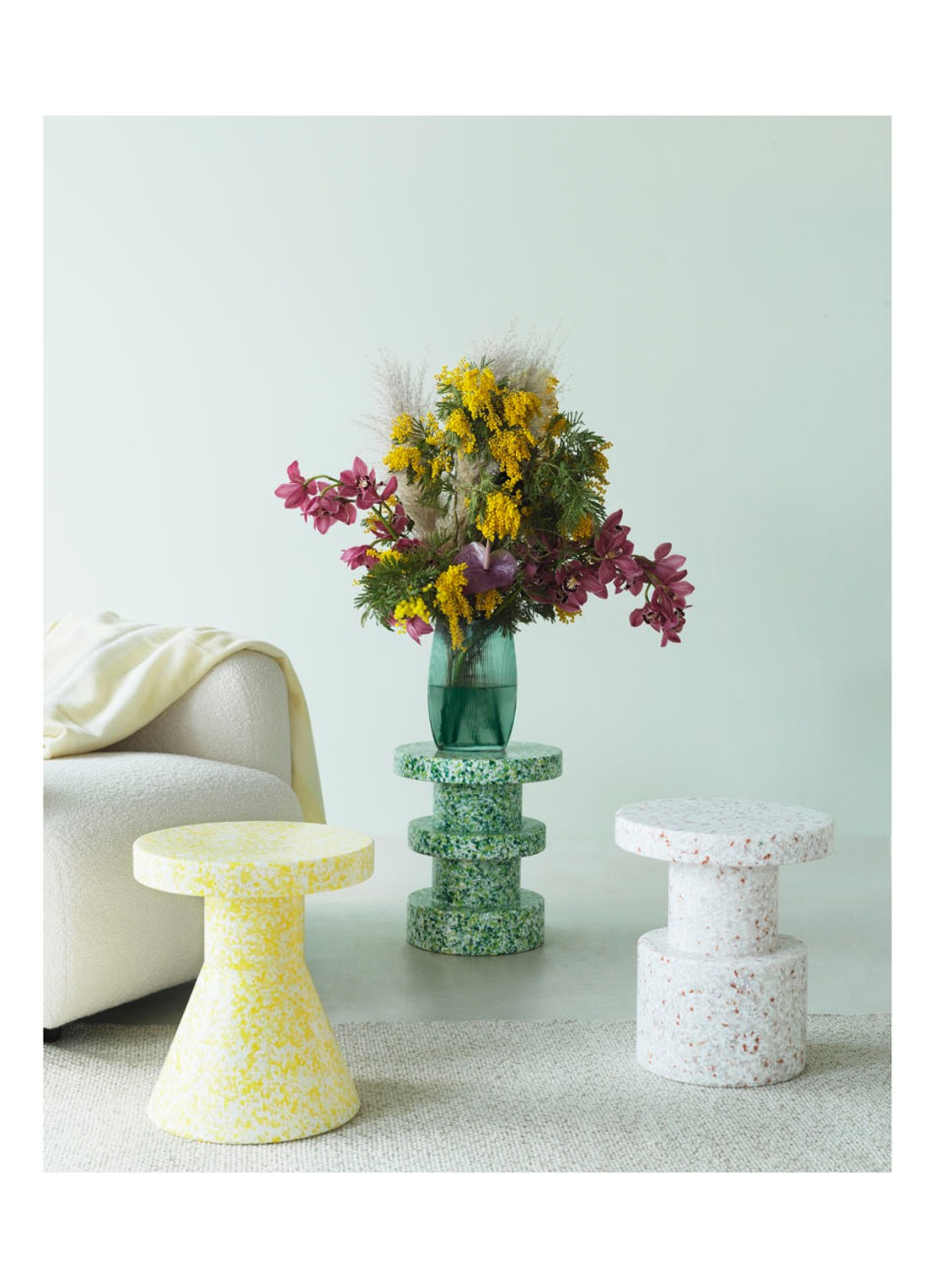 Normann Copenhagen Bit Stool bijzettafel 36 cm - voorkant 2 geel