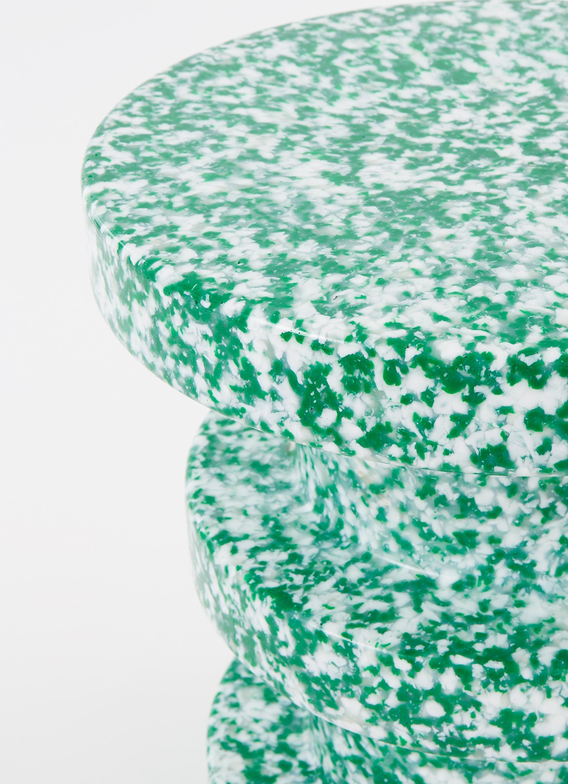 Normann Copenhagen Bit Stool bijzettafel 36 cm - detail groen