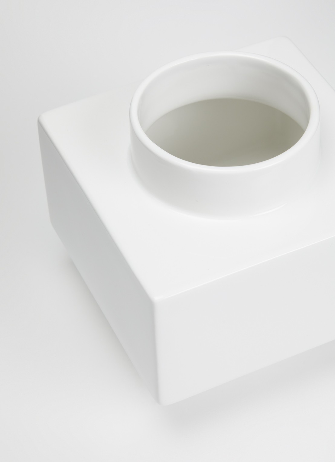 Normann Copenhagen Deco Object S4 ornament 16 cm - voorkant 2 wit