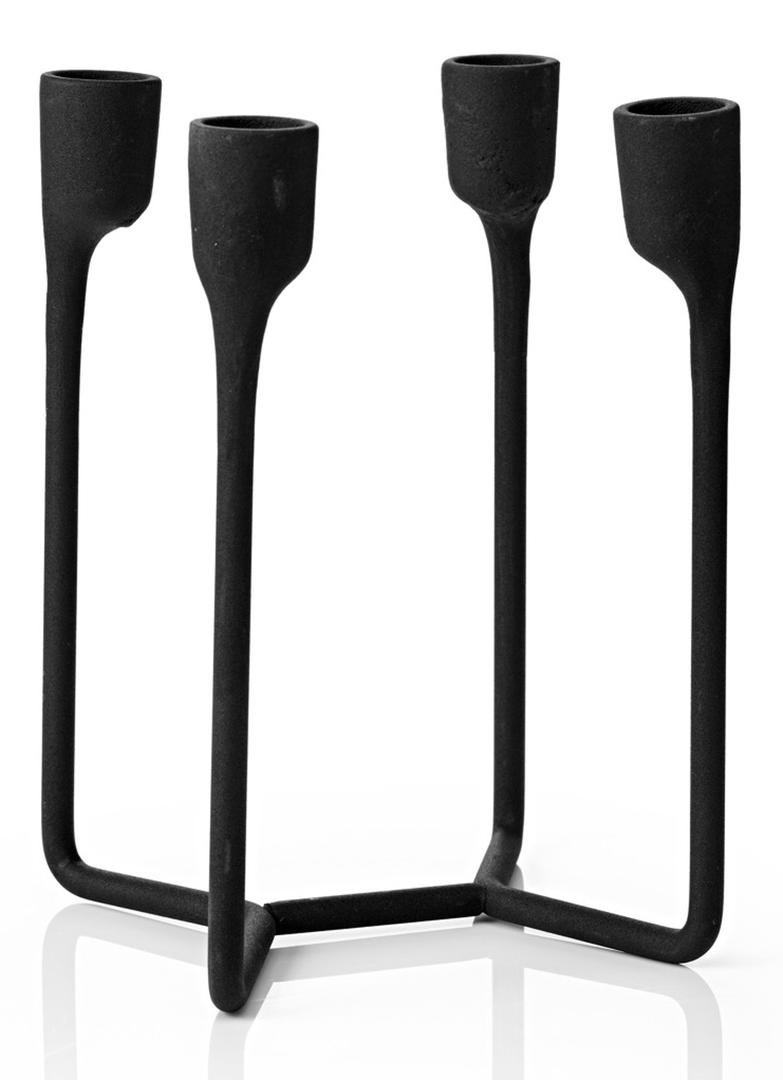 Normann Copenhagen Heima kandelaar 13 cm - voorkant zwart