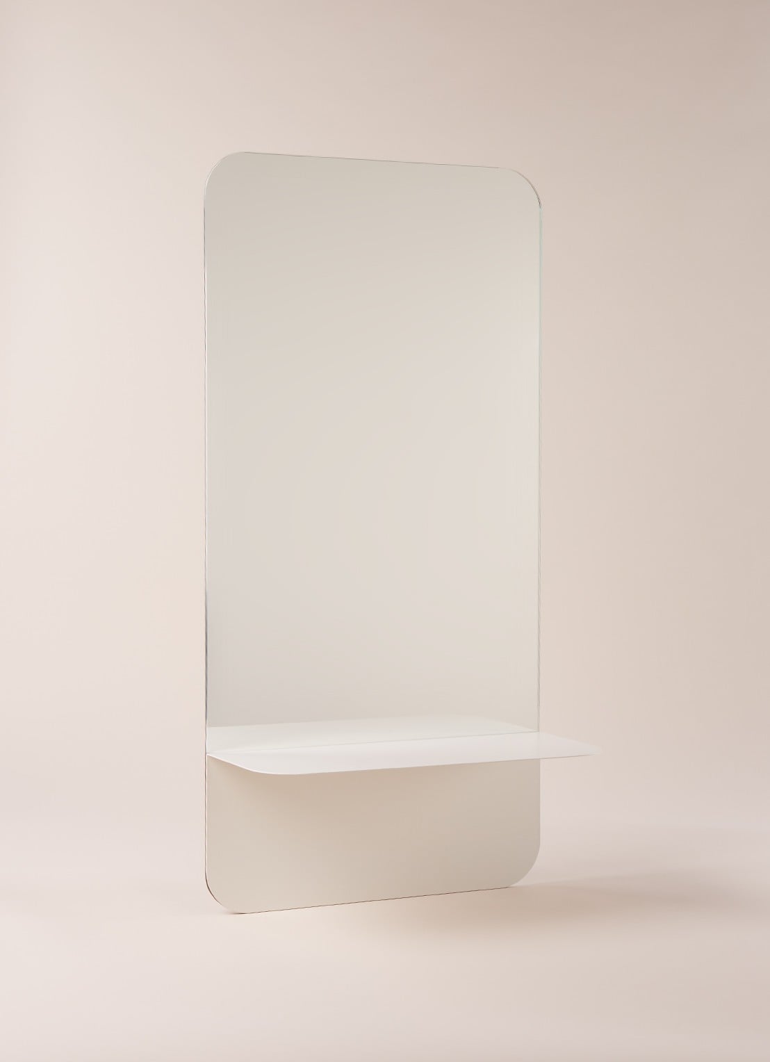 Normann Copenhagen Horizon spiegel  - voorkant 2 zilver