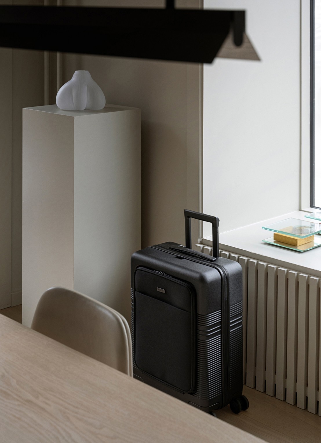 Nortvi Spinner 55 cm - voorkant 3 midnight black / zwart