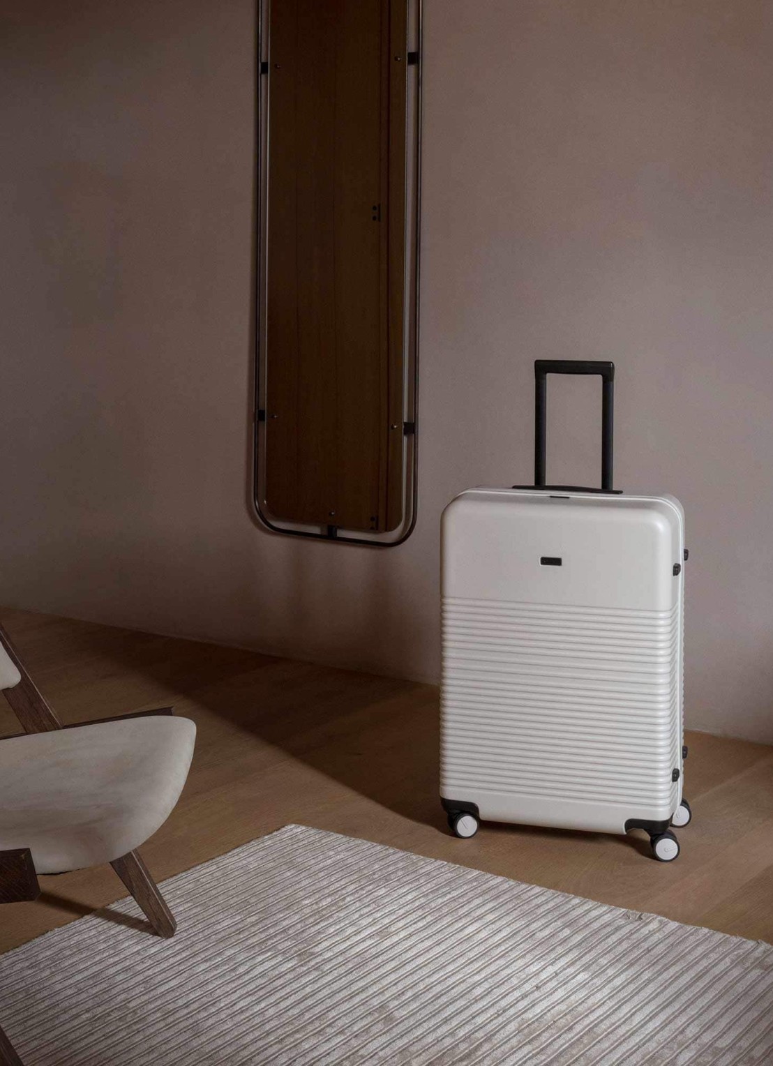 Nortvi Spinner 67 cm - voorkant 5 sand white / wit