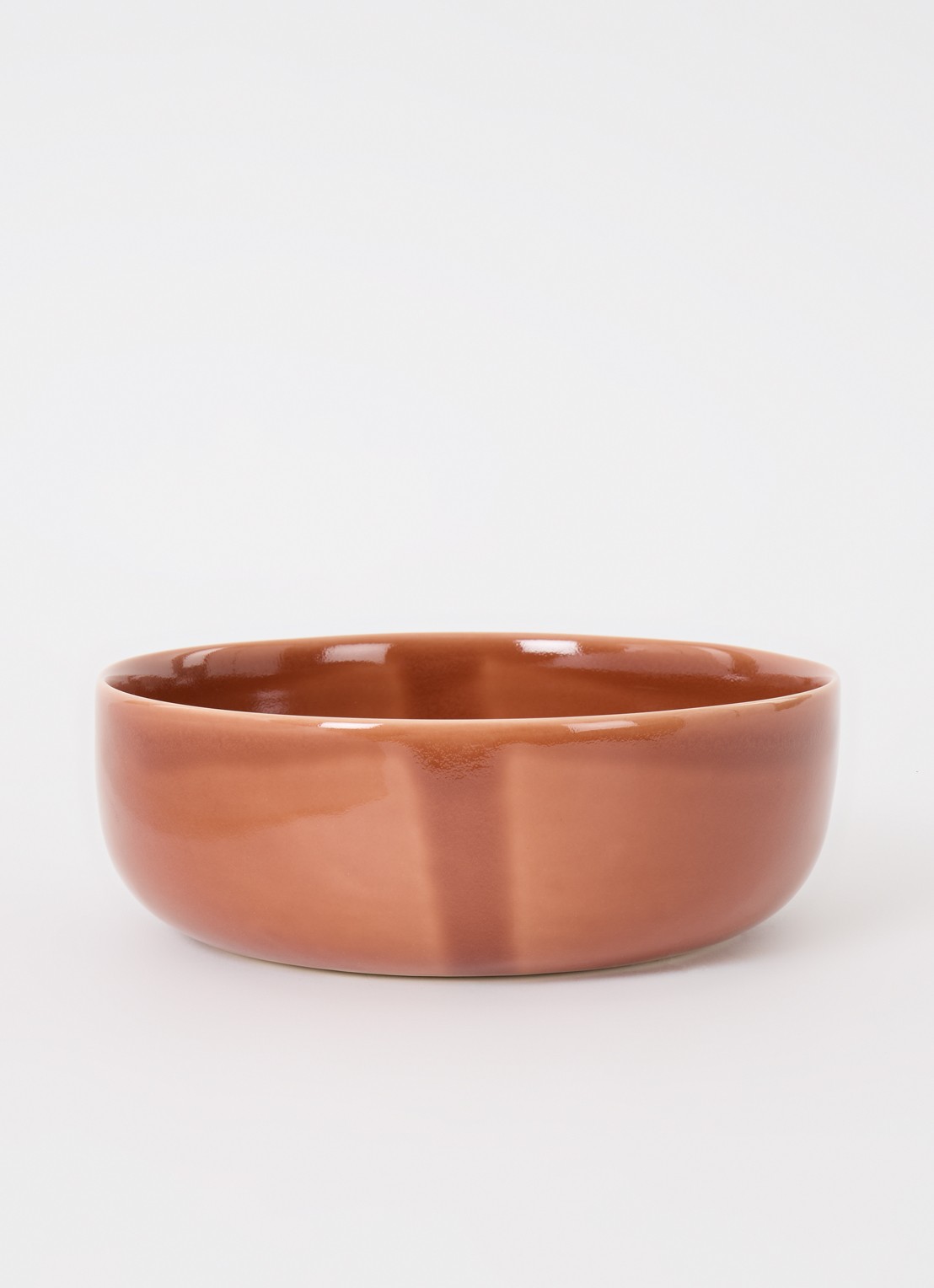 Nosse Ceramics Svelte serveerschaal 23 cm - voorkant 3 roodbruin