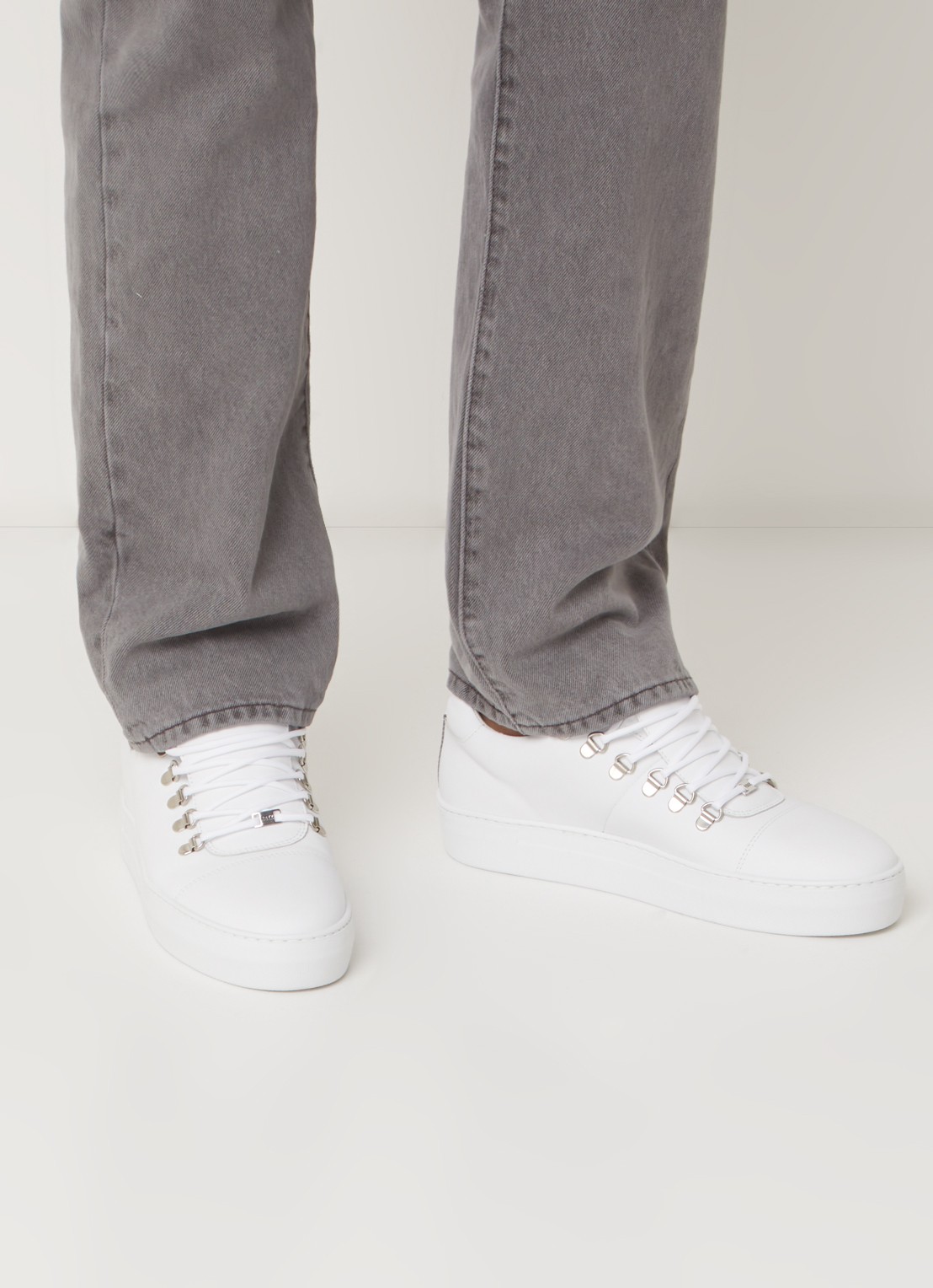 Nubikk Jagger Classic sneaker van kalfsleer - voorkant 8 wit