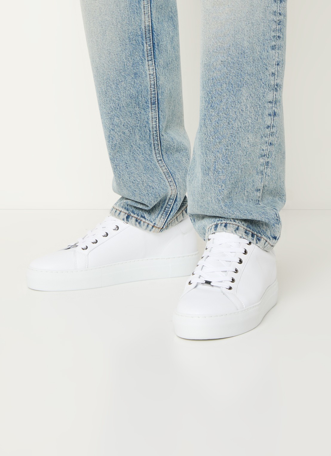 Nubikk Jagger Pure sneaker van leer  - voorkant 2 wit