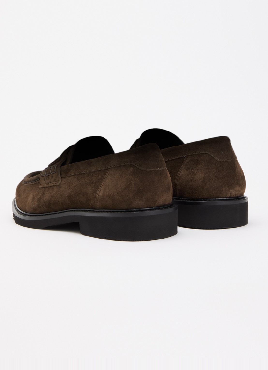 Nubikk Jones Gatsby loafer van suède - achterkant 5 donkerbruin