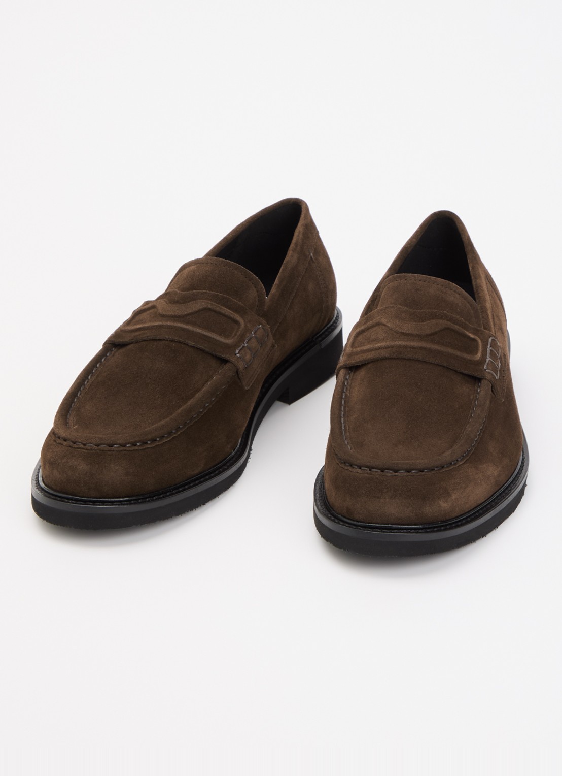Nubikk Jones Gatsby loafer van suède - detail donkerbruin