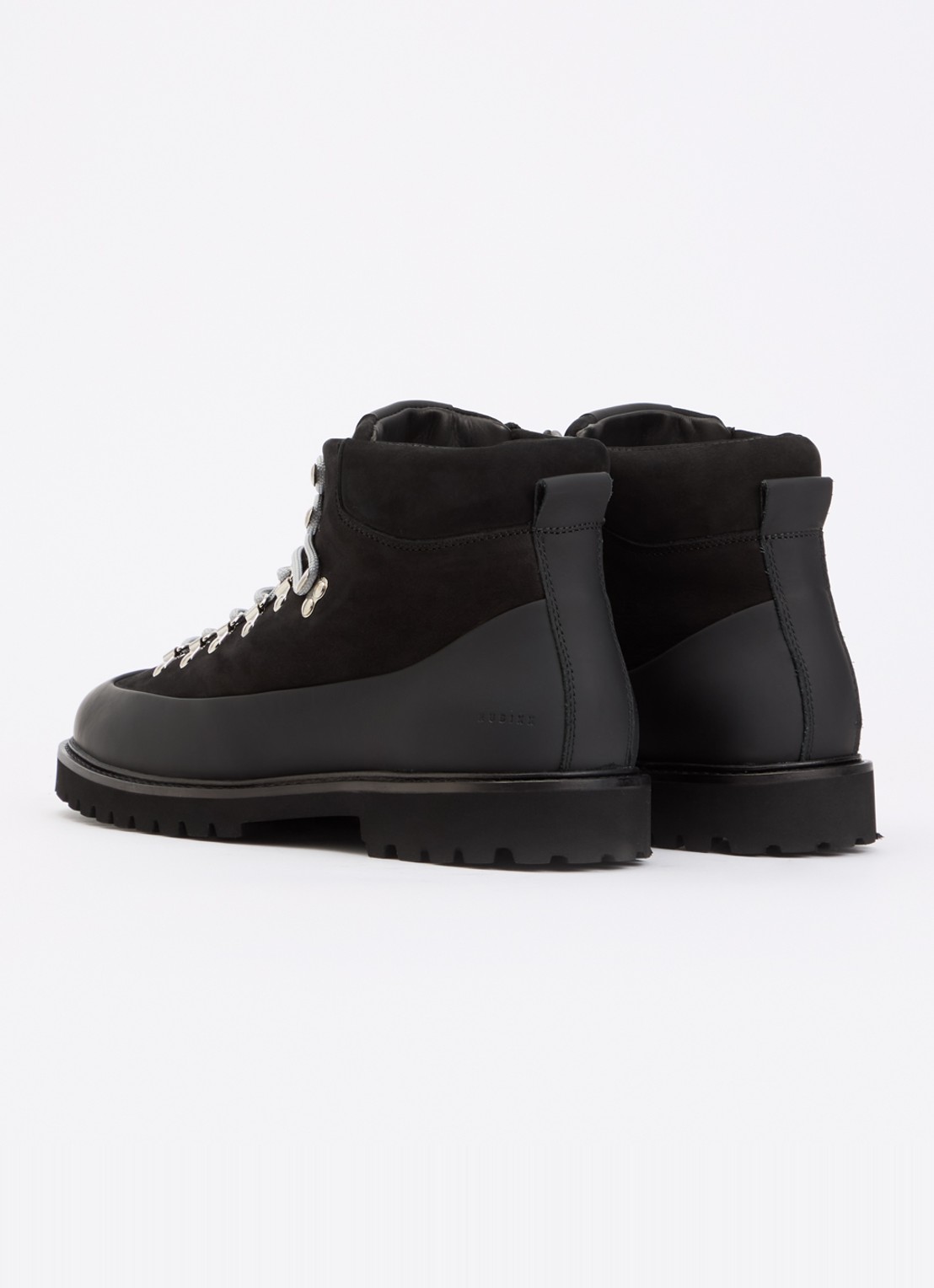 Nubikk Logan Chad veterboot van nubuck - achterkant 4 zwart