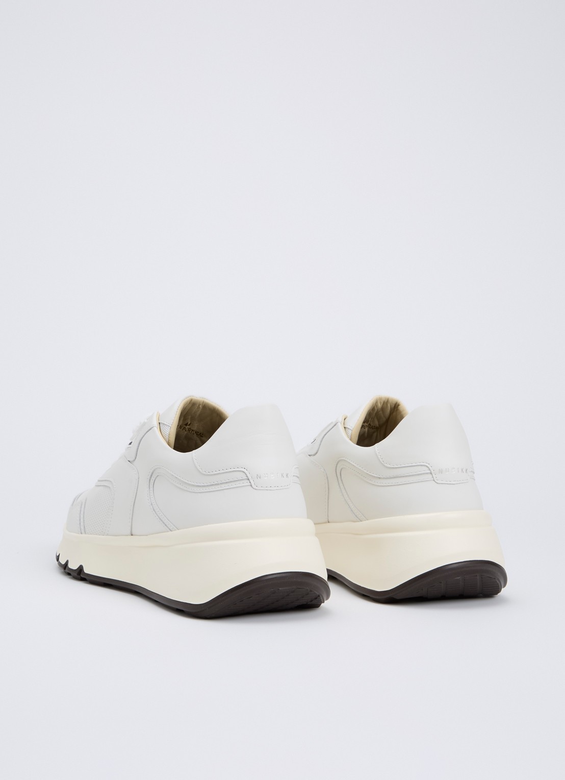 Nubikk Luca Noa sneaker van leer  - achterkant 4 gebroken wit