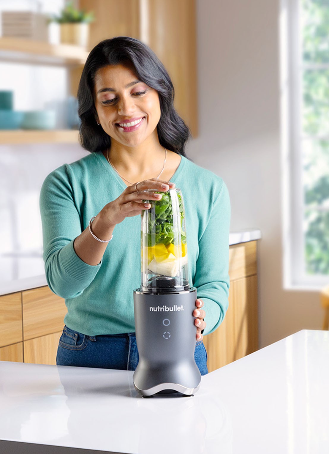 Nutribullet Ultra Plus+ blender & foodprocessor 0,9 liter - detail zwart