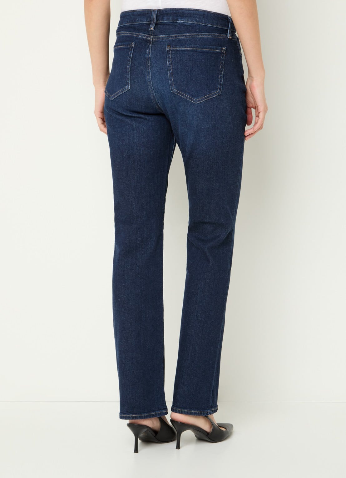NYDJ Barbara mid waist bootcut jeans met donkere wassing - achterkant 5 indigo