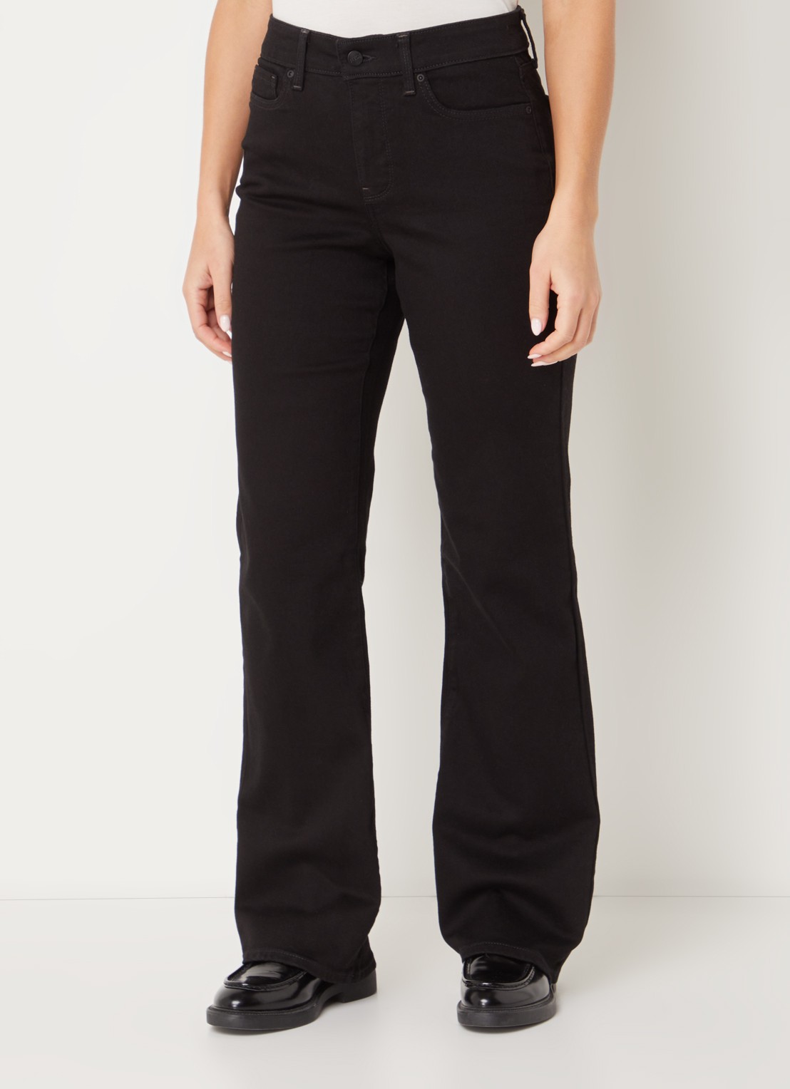 NYDJ Blake high waist flared jeans met gekleurde wassing - detail 4 zwart