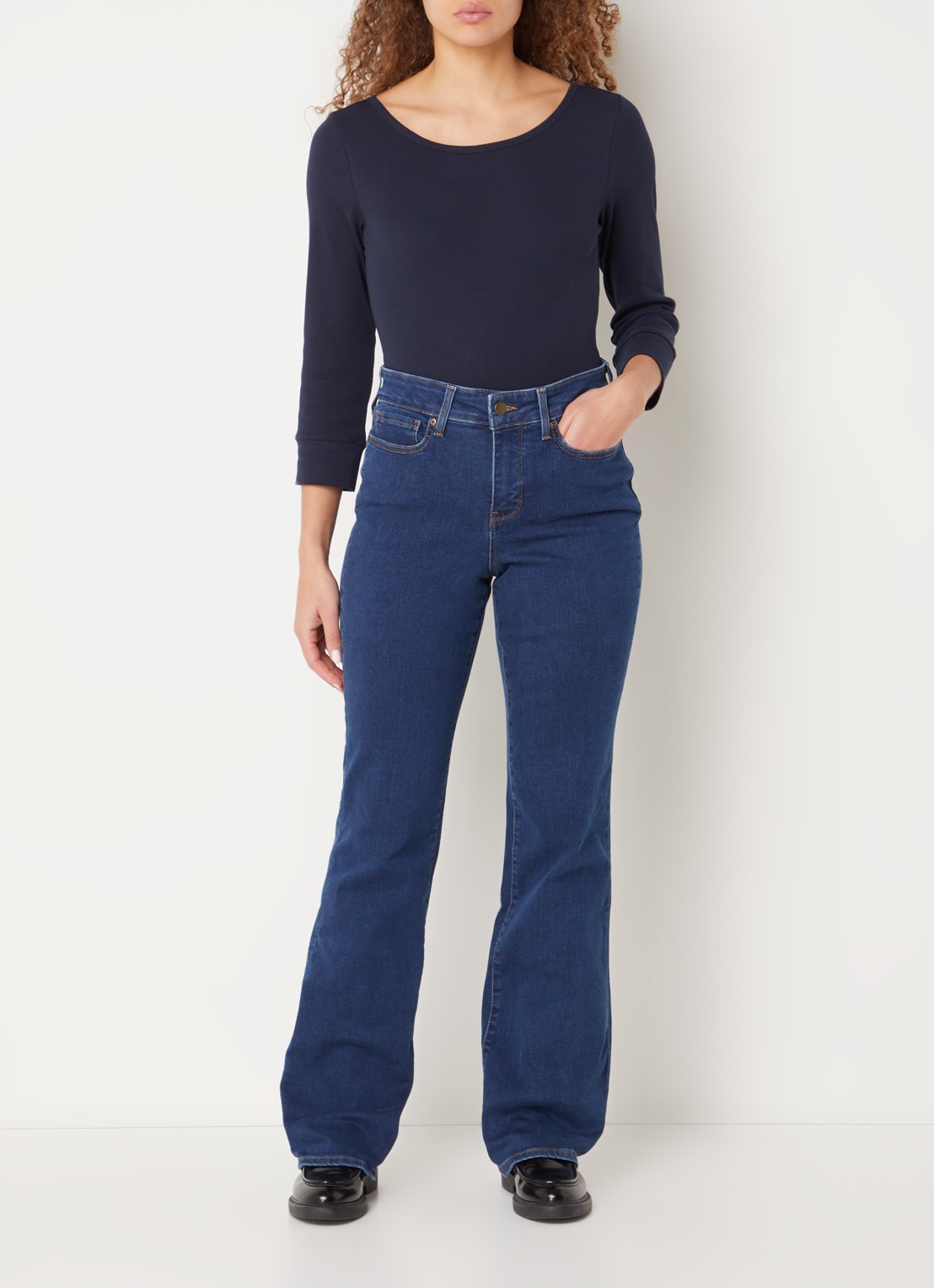 NYDJ Blake high waist flared jeans met stretch - voorkant 5 blauw