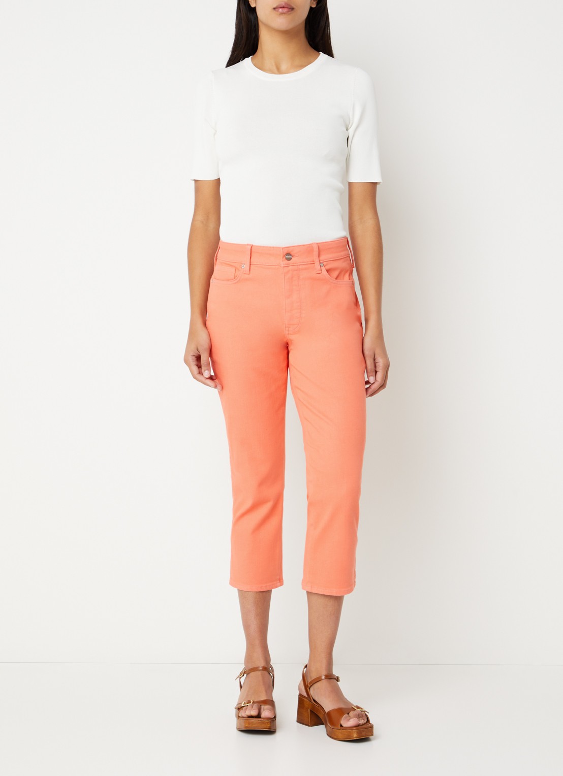 NYDJ Chloe mid waist skinny fit capri broek met gekleurde wassing - voorkant 2 oranjerood