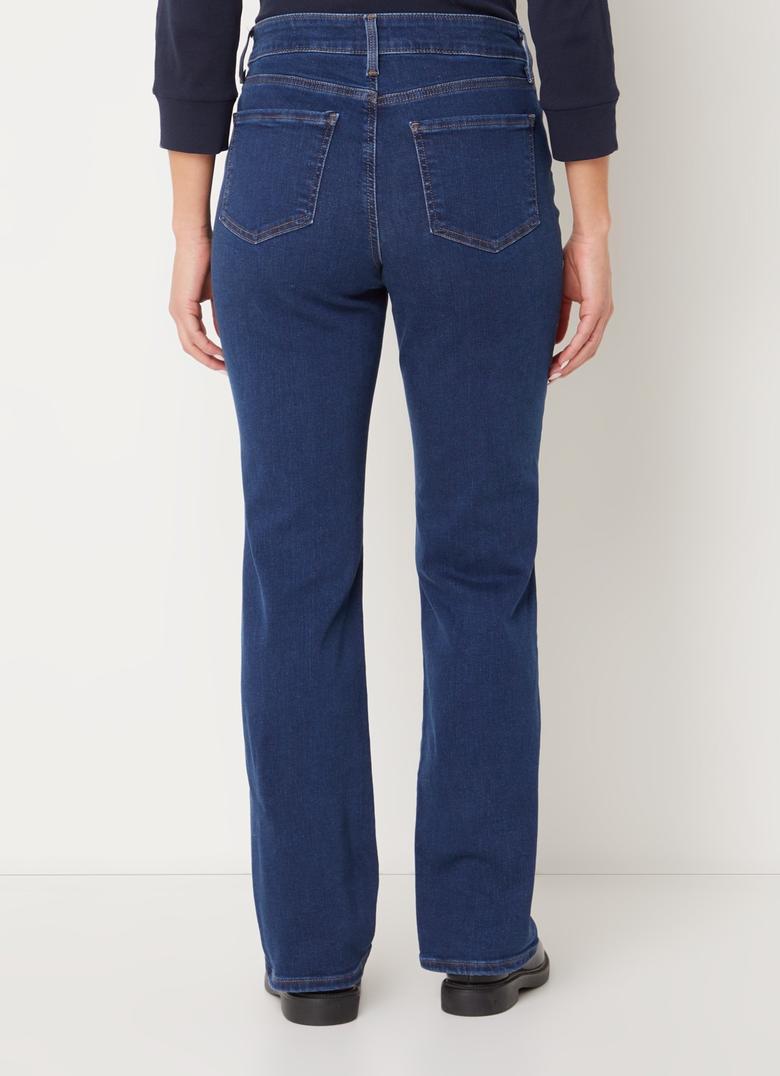 NYDJ Ellison high waist straight leg jeans met stretch - achterkant blauw