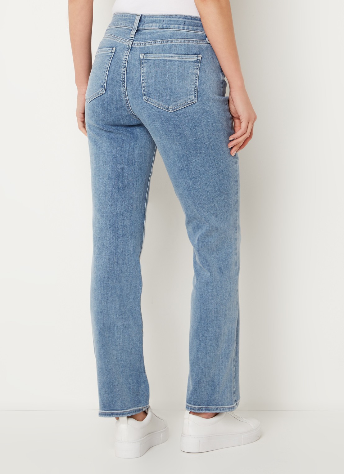 NYDJ Ellison high waist straight leg jeans met stretch - achterkant lichtblauw