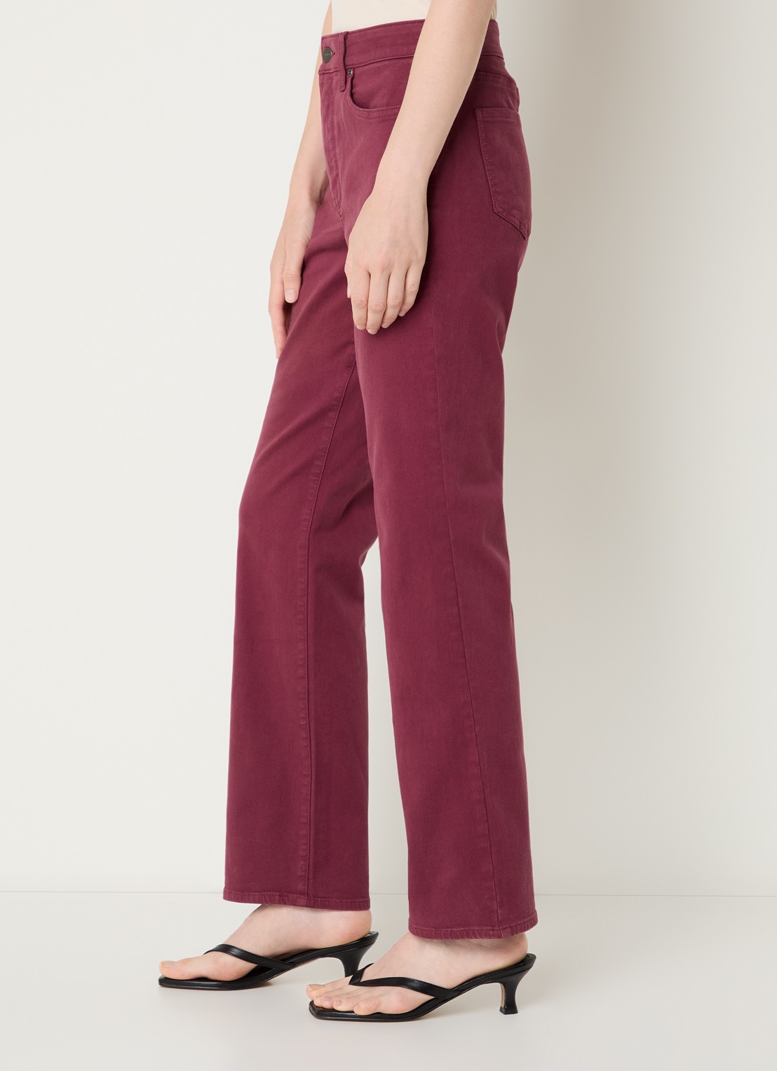 NYDJ Marilyn high waist straight leg jeans met steekzakken - detail 2 bordeauxrood