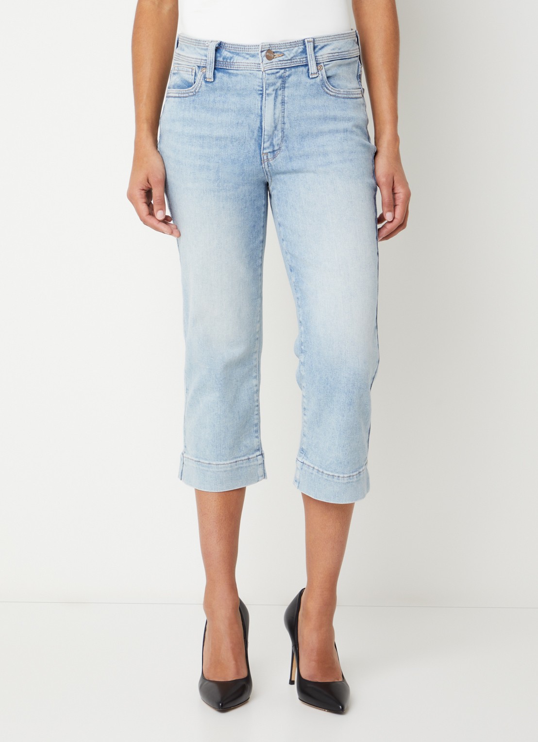 NYDJ Marilyn mid waist slim fit capri broek met steekzakken - detail 4 lichtblauw