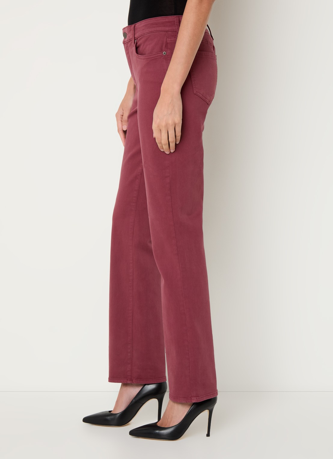 NYDJ Marilyn mid waist straight fit chino met stretch - detail 3 cranberryrood