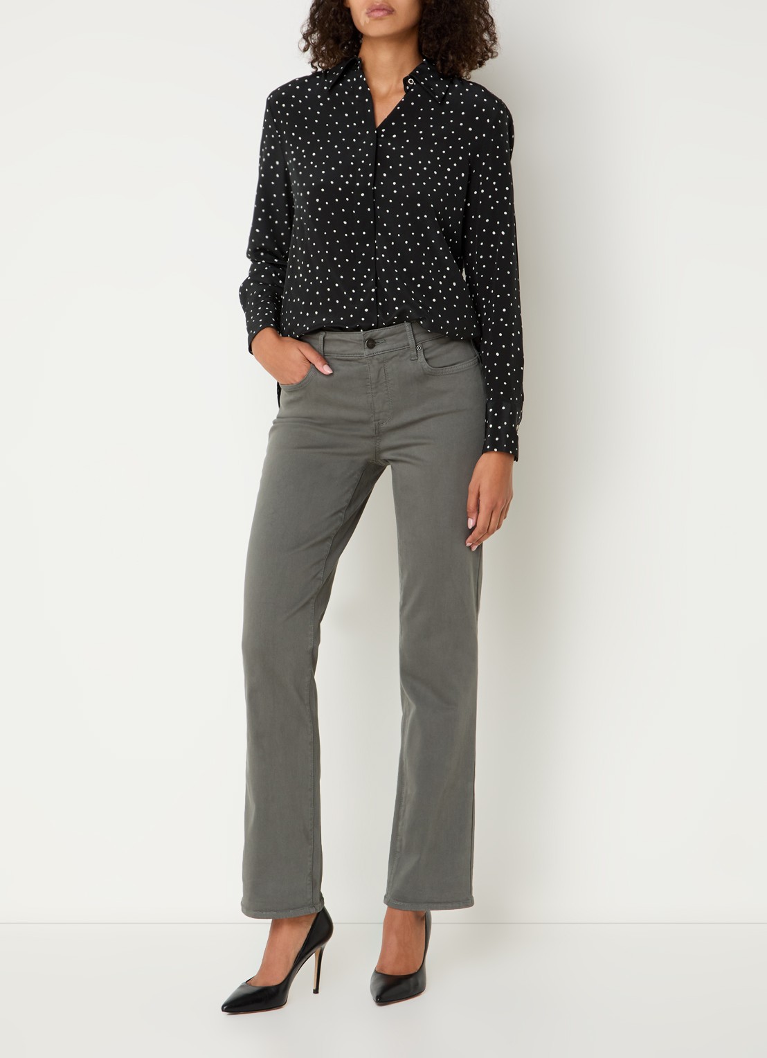 NYDJ Marilyn mid waist straight fit chino met stretch - voorkant 5 olijfgroen