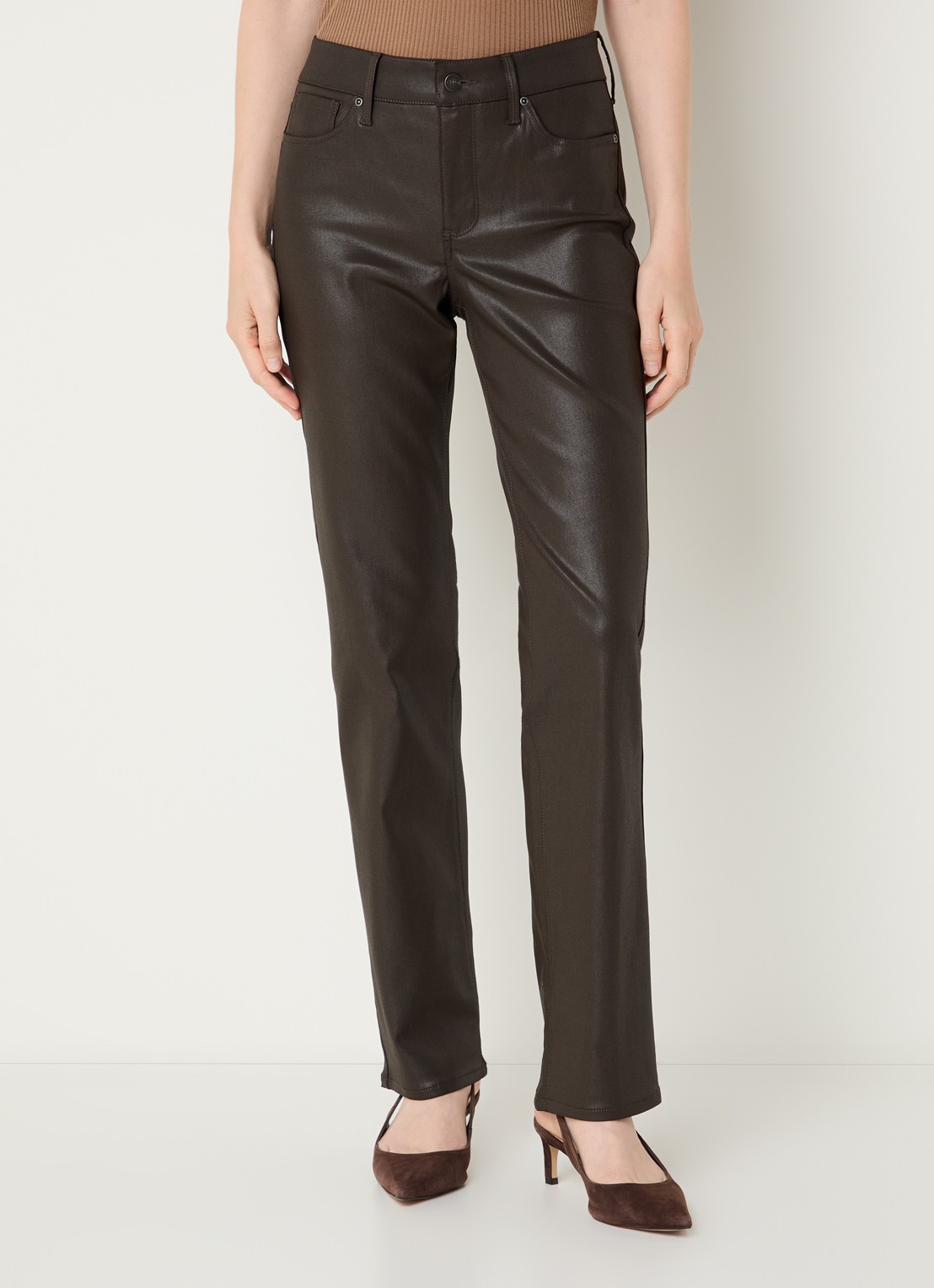 NYDJ Marilyn mid waist straight leg jeans met gekleurde wassing - detail bruin