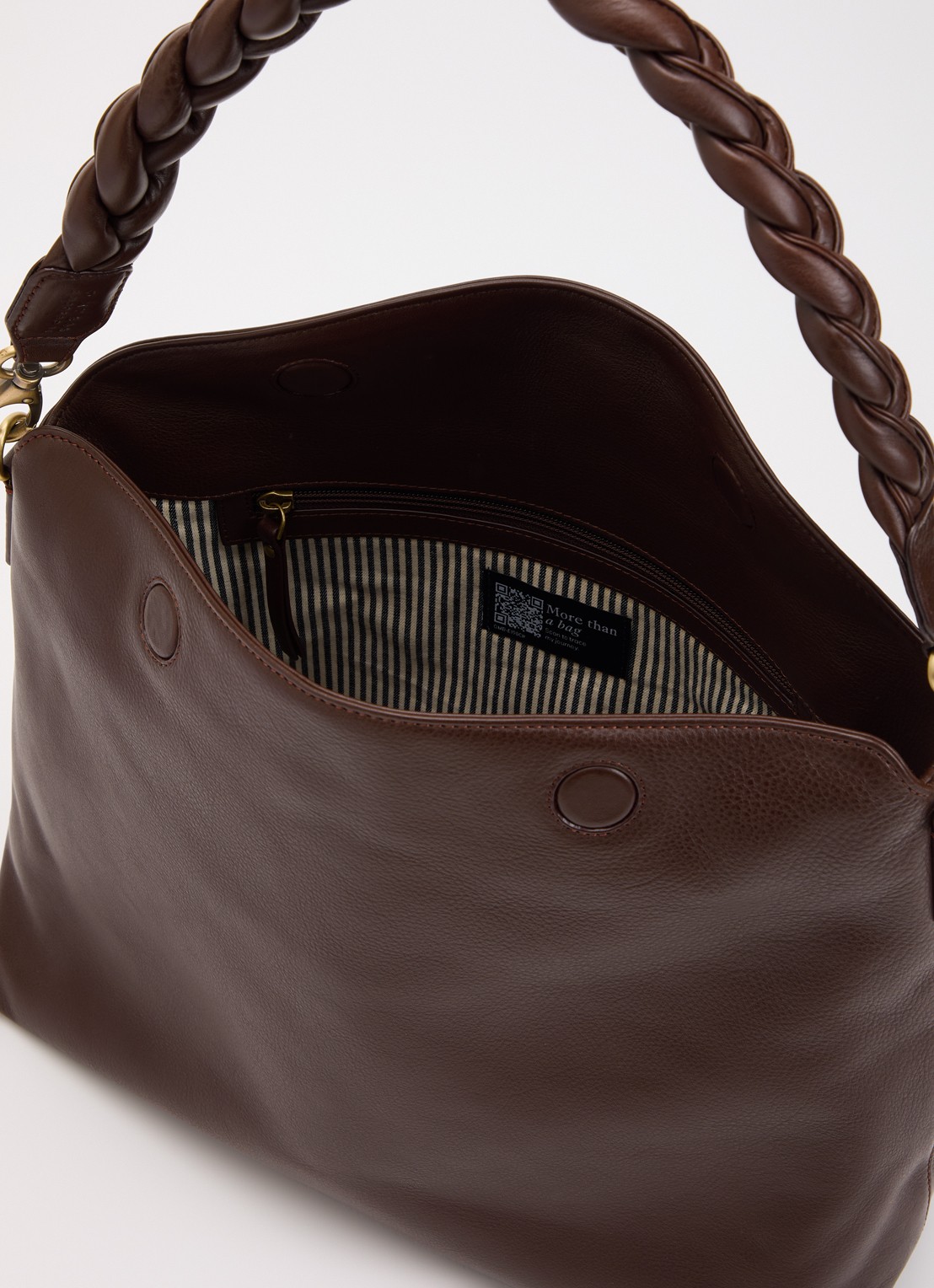O My Bag Sienna schoudertas van leer met afneembare schouderriem - detail 2 chocoladebruin