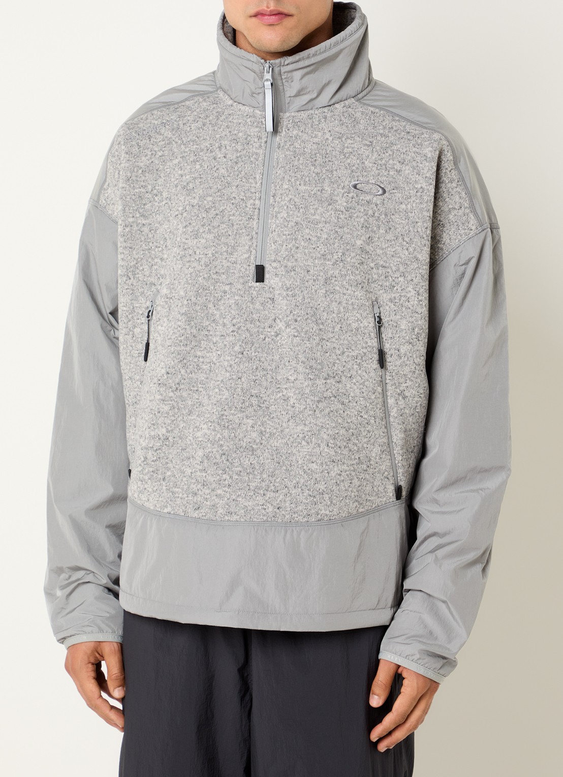 Oakley Heirloom sweater met opstaande kraag - detail 3 grijs