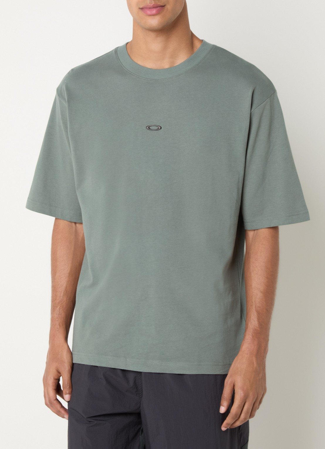 Oakley Metal rise T-shirt met ronde hals - detail groen