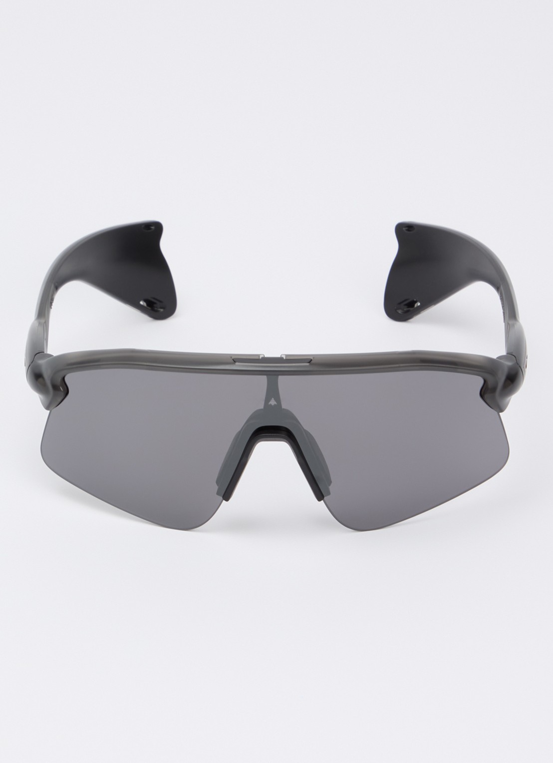 Oakley Stunt Devil zonnebril OO9517 - detail zwart