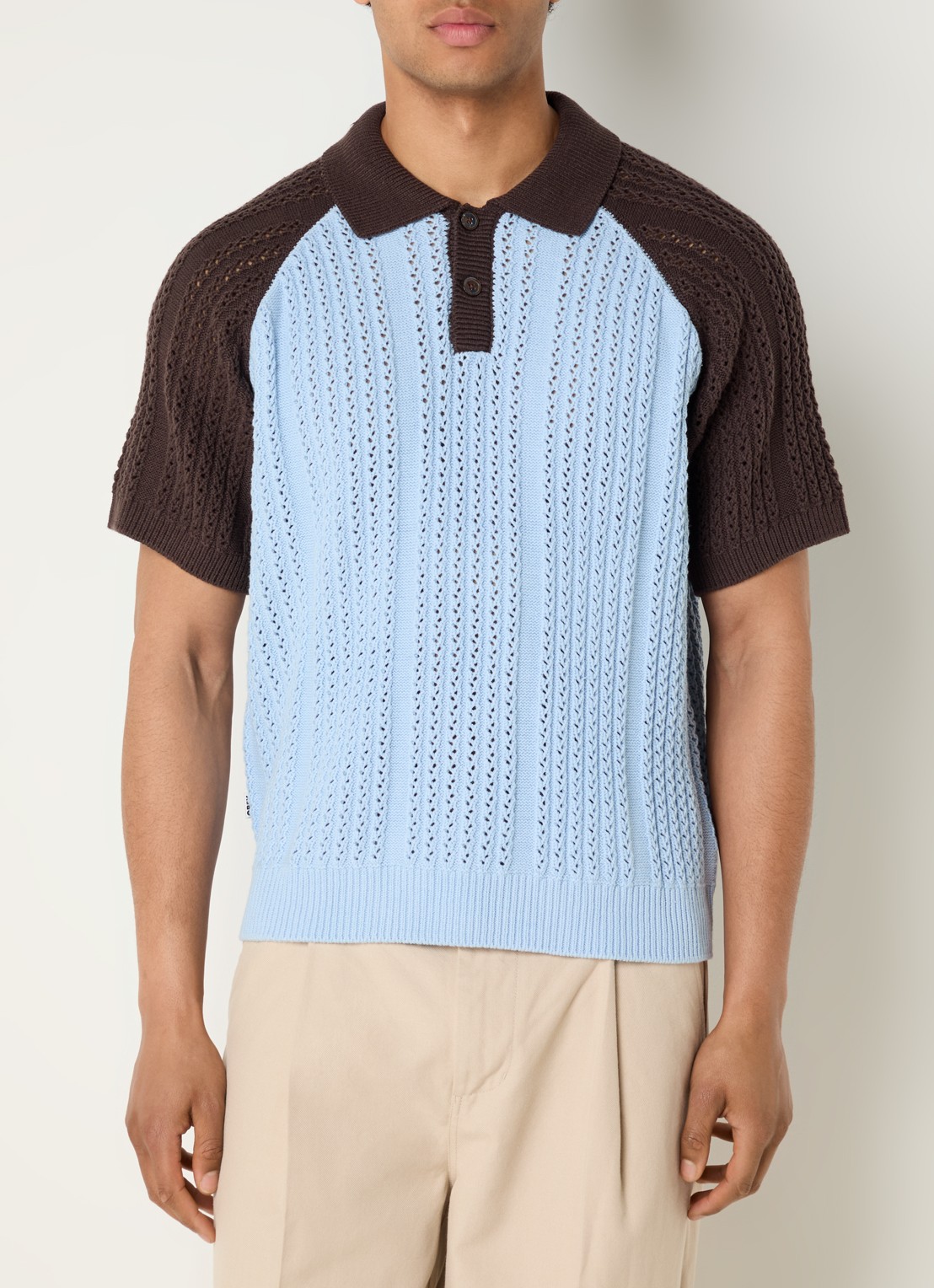 Obey Abel fijngebreide polo met stretch - detail lichtblauw