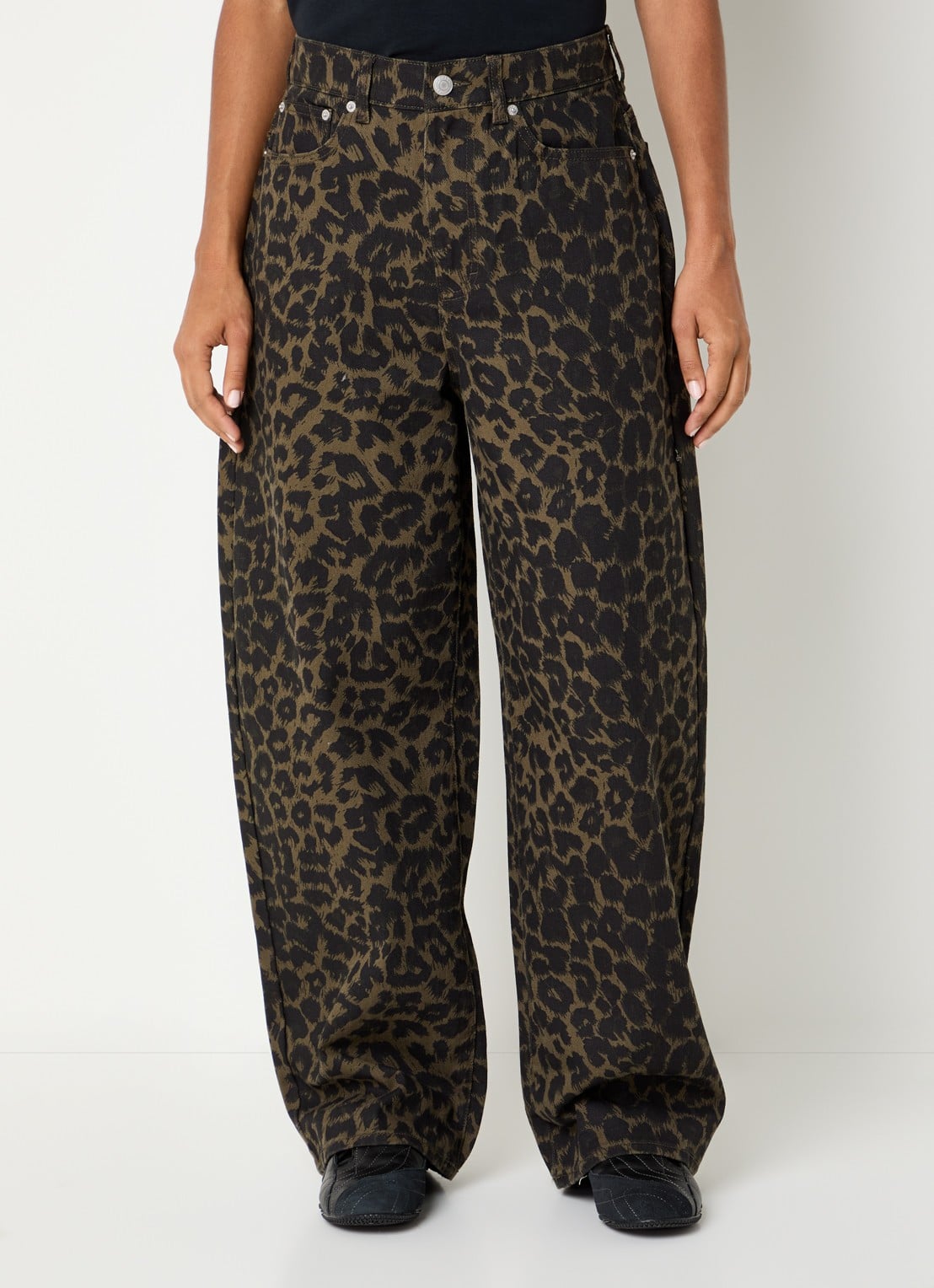Obey Alysa high waist wide fit jeans met gekleurde wassing - detail bronsgroen