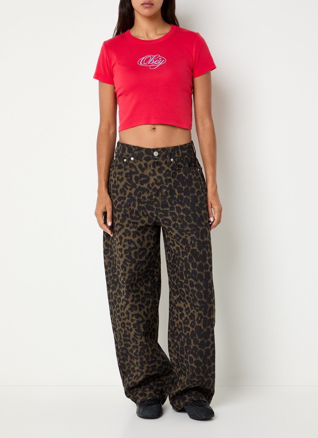 Obey Alysa high waist wide fit jeans met gekleurde wassing - voorkant 5 bronsgroen