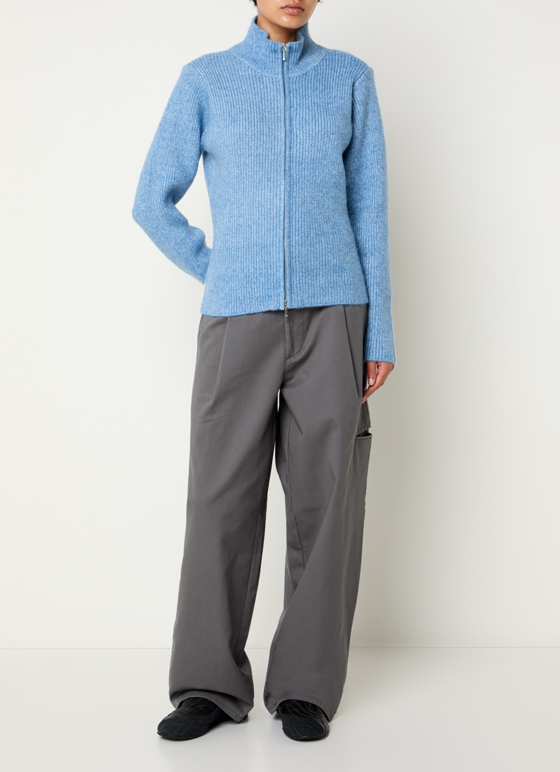 Obey Arden high waist wide fit chino met steekzakken - voorkant 4 antraciet